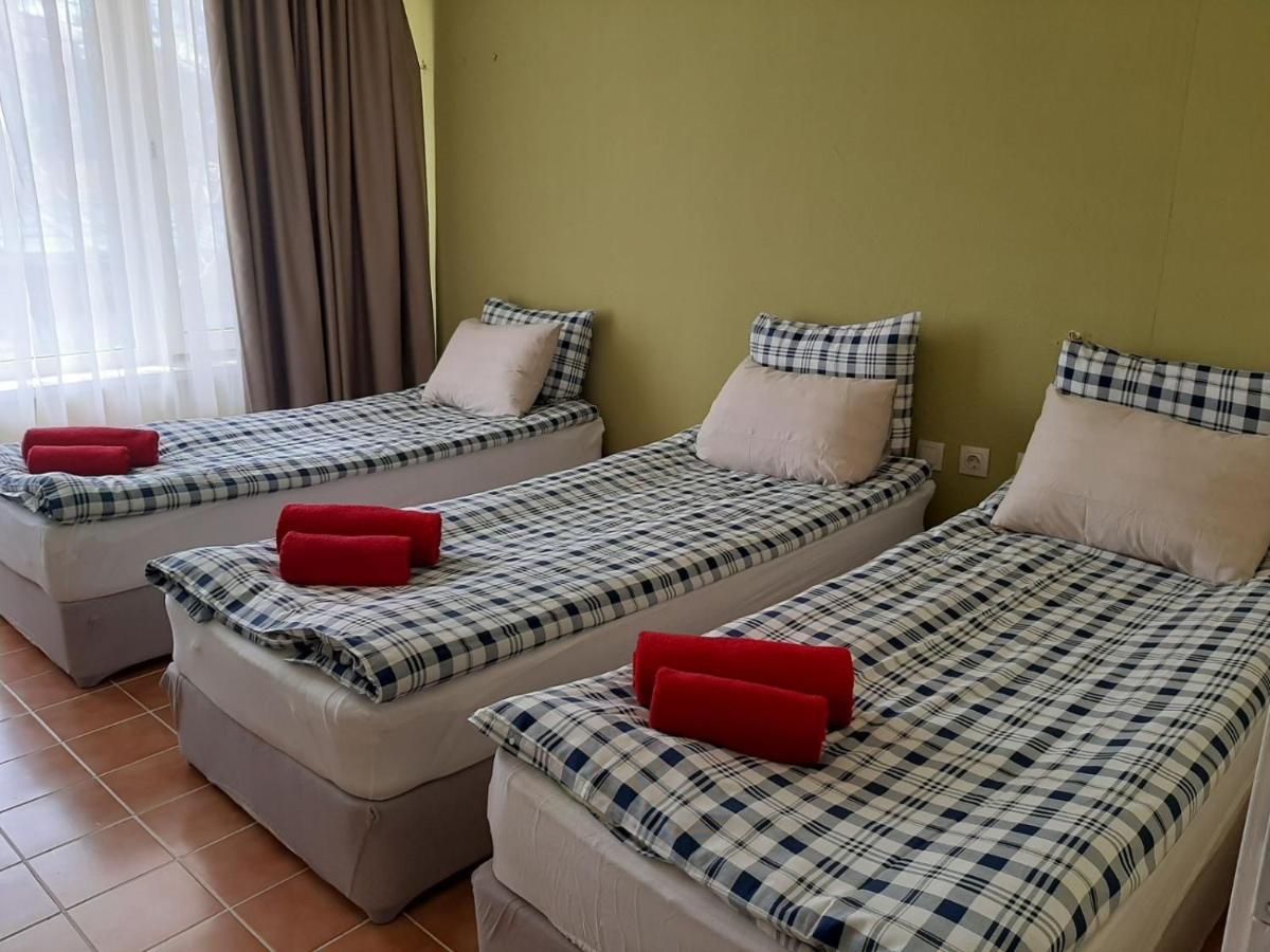 Amadina Garden Hotel Lozenets Luaran gambar