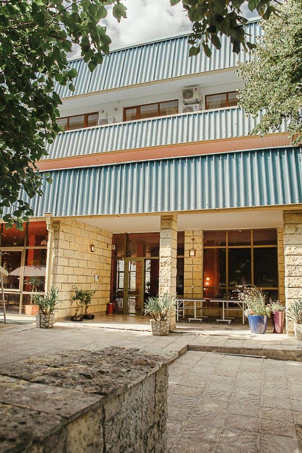 Amadina Garden Hotel Lozenets Luaran gambar