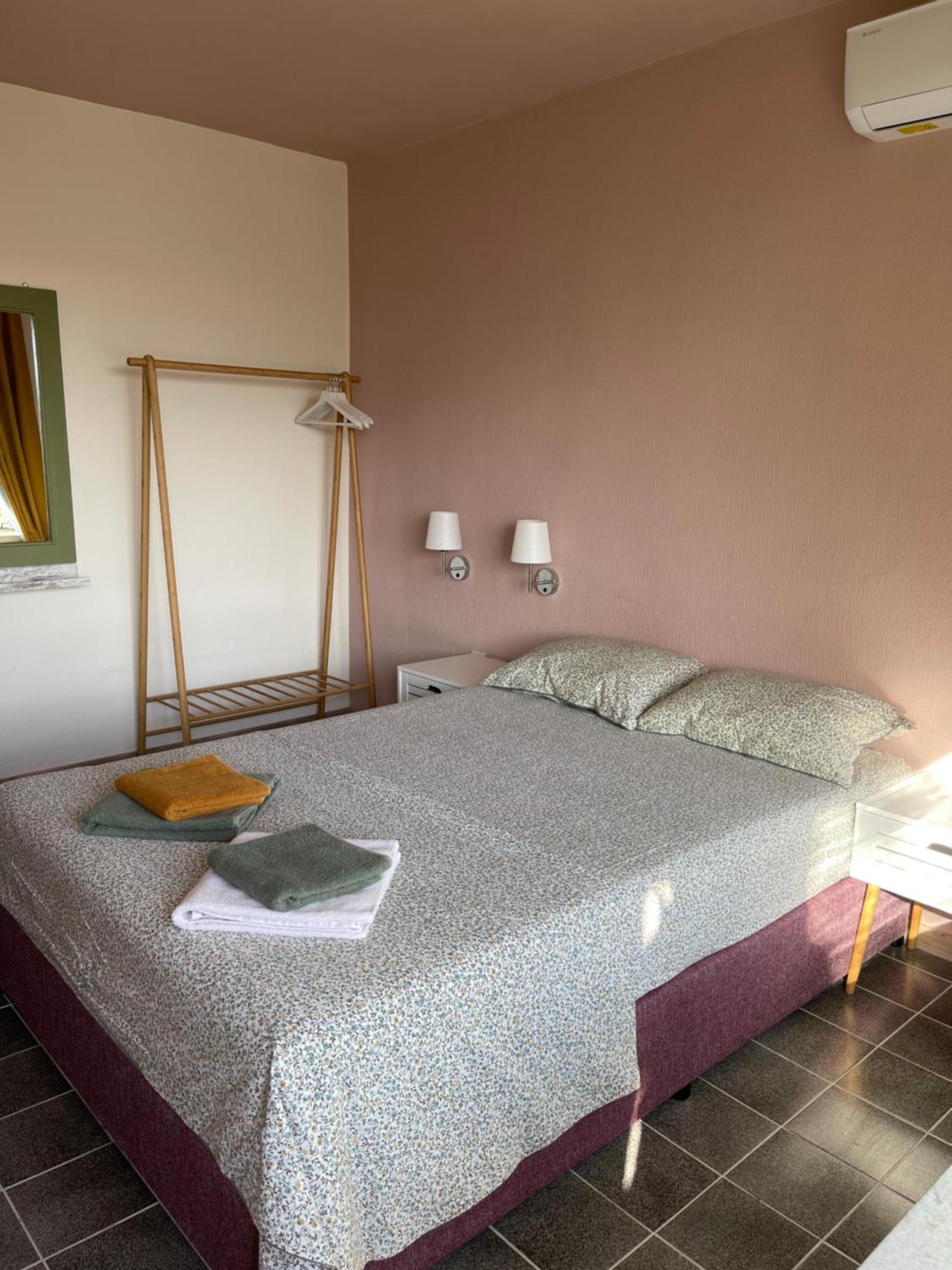 Amadina Garden Hotel Lozenets Luaran gambar