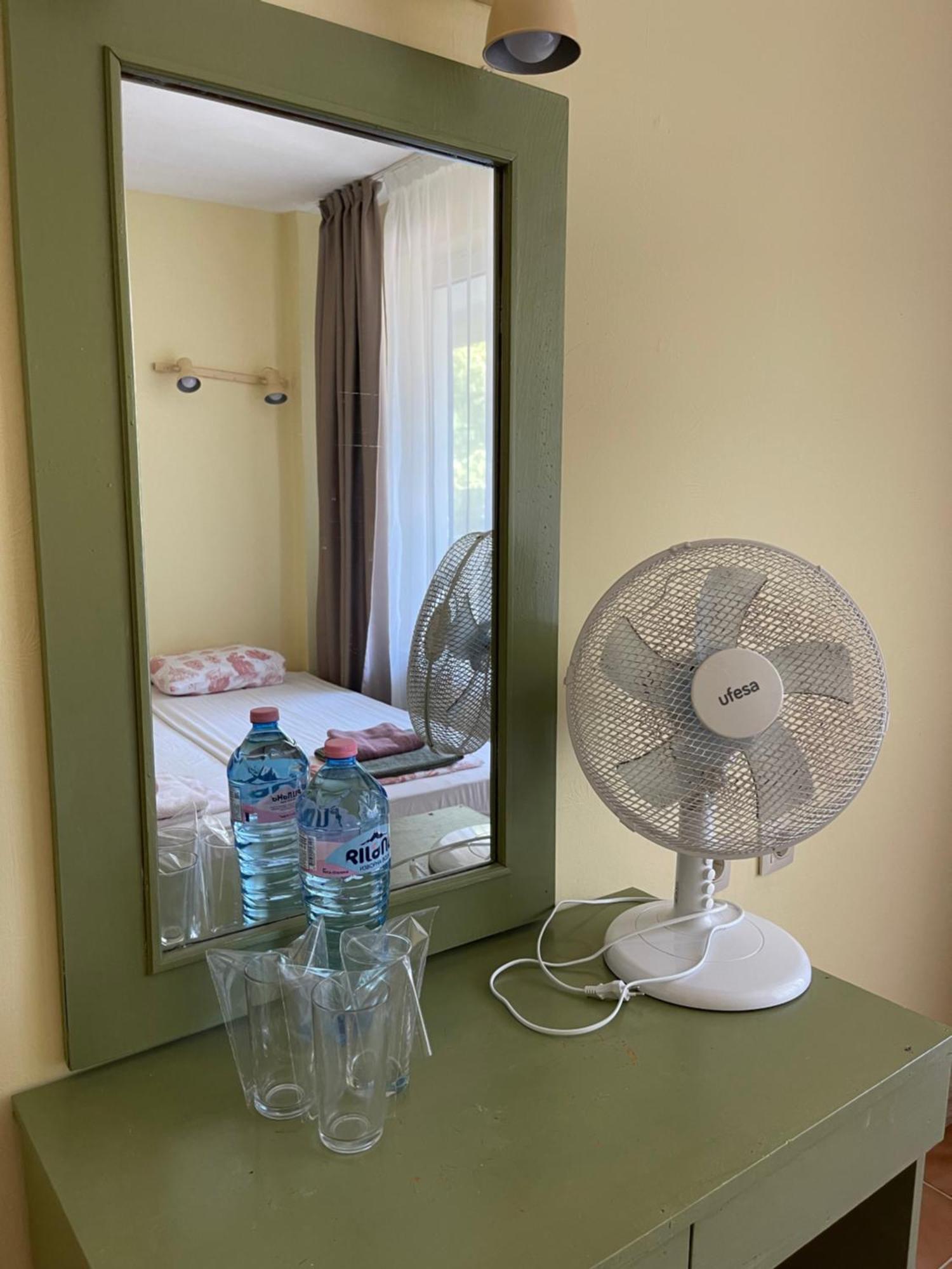 Amadina Garden Hotel Lozenets Luaran gambar